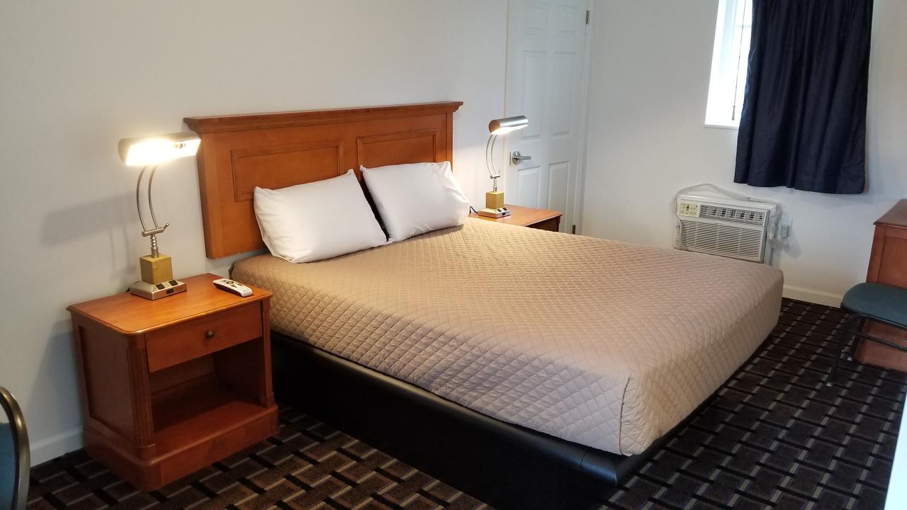 Budget Inn Breezewood Exterior foto